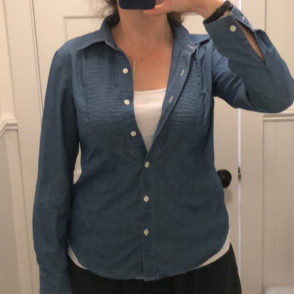 J. McLaughlin Blue button up shirt, good condition